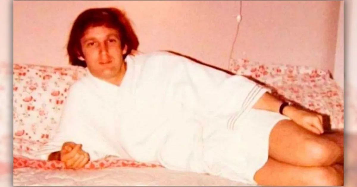 Фото Трампа в халате на кровати: правда или вымысел?