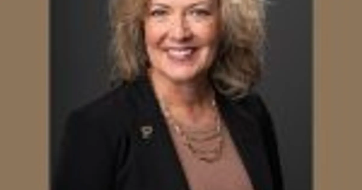 Анджи Абботт стала заместителем декана и директором Purdue Extension