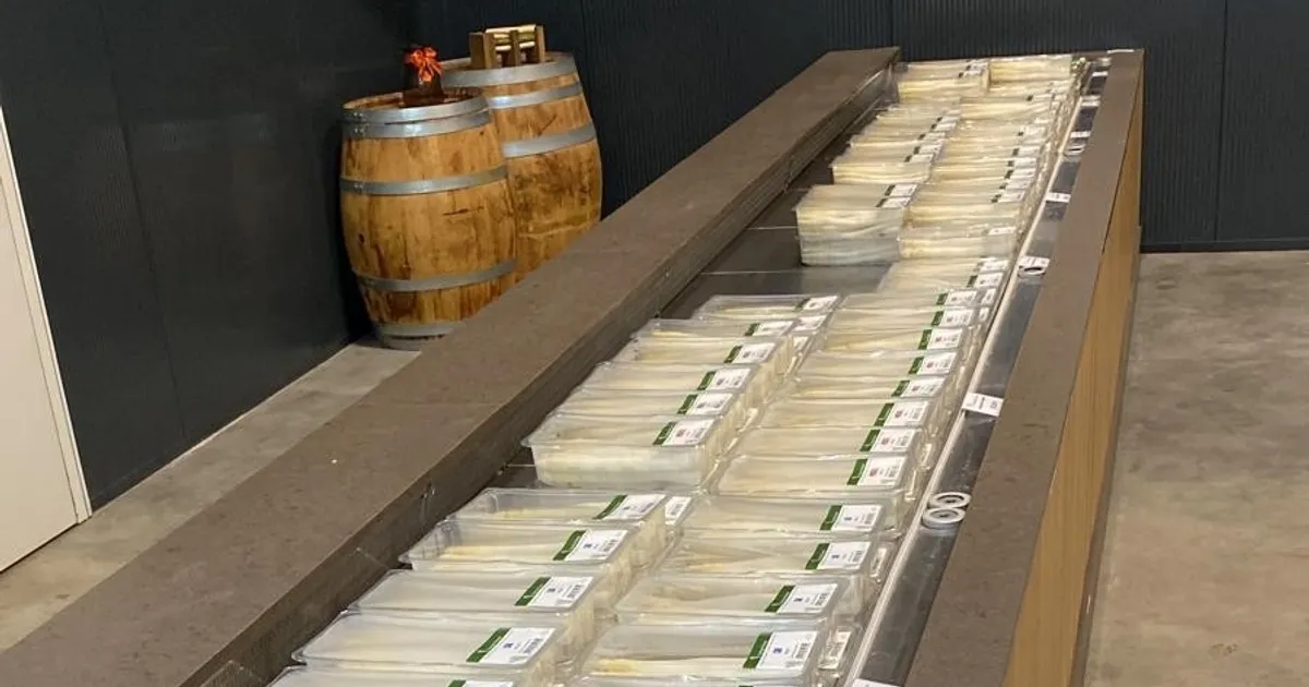 Цены на аспарагус снижаются, но ценители не теряют интерес