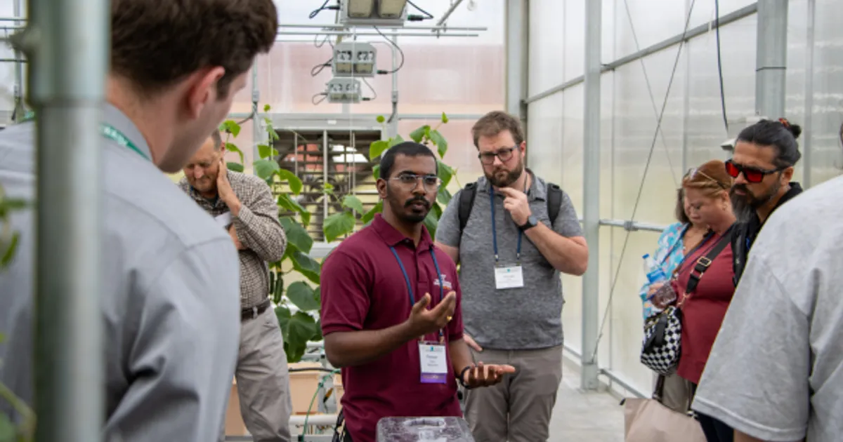 CEA Summit East 2026: конференция в действующей теплице