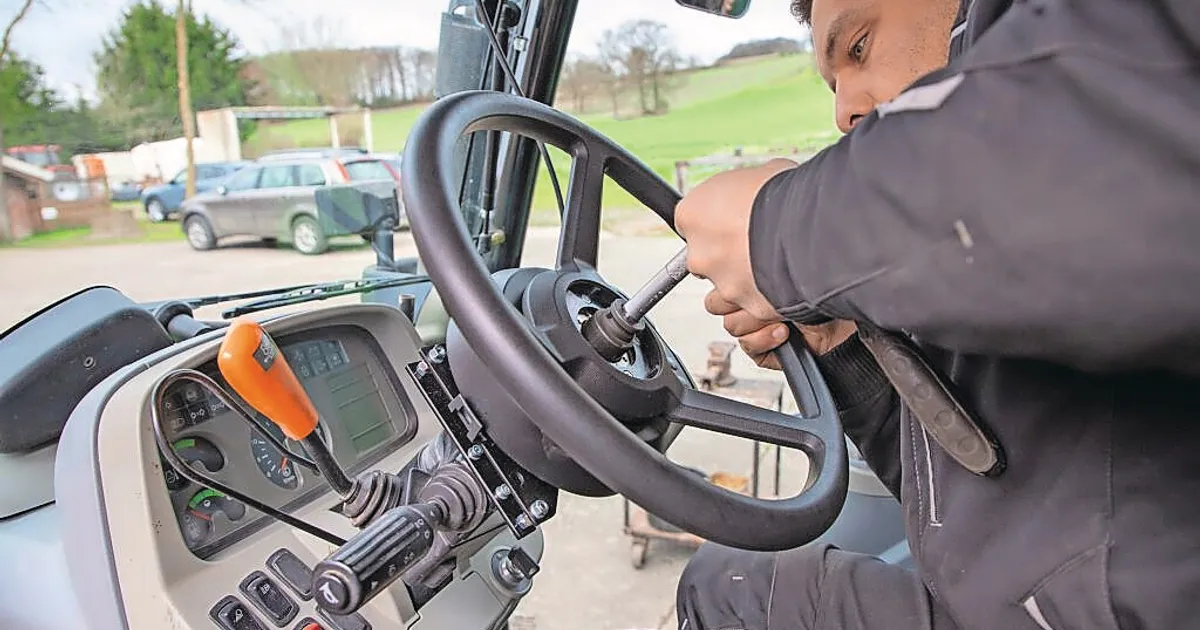 Новая рулевая система Topcon: стоит ли своих денег?