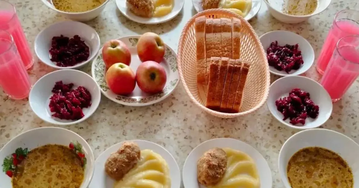 Свежие овощи появились в школьных столовых Орска