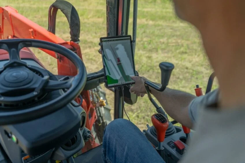 Kubota представила WorkSmart Autosteer — систему автонаведения для компактной техники